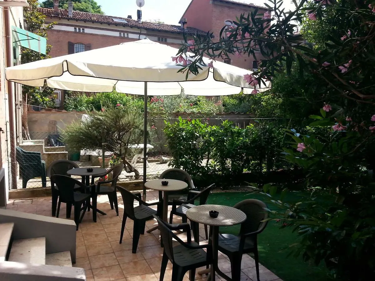 Relais Massarenti Bed & Breakfast Bologna